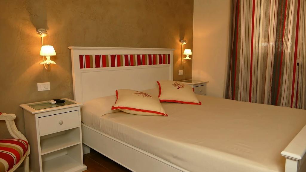 Bed & Breakfast Venezia Marina di Carrara Szoba fotó